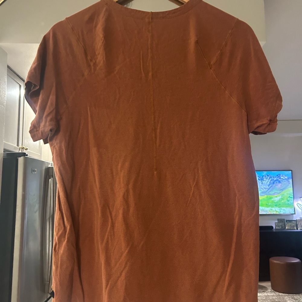 Lululemon Men’s Burnt Orange Training T-Shirt Size S Athletic Gym